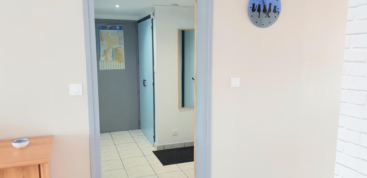 Appartement Spacieux Et Lumineux Secteur Petit Marche A 5 Min A Pied De La Plage Σαιν-Ζαν-ντε-Μον Εξωτερικό φωτογραφία